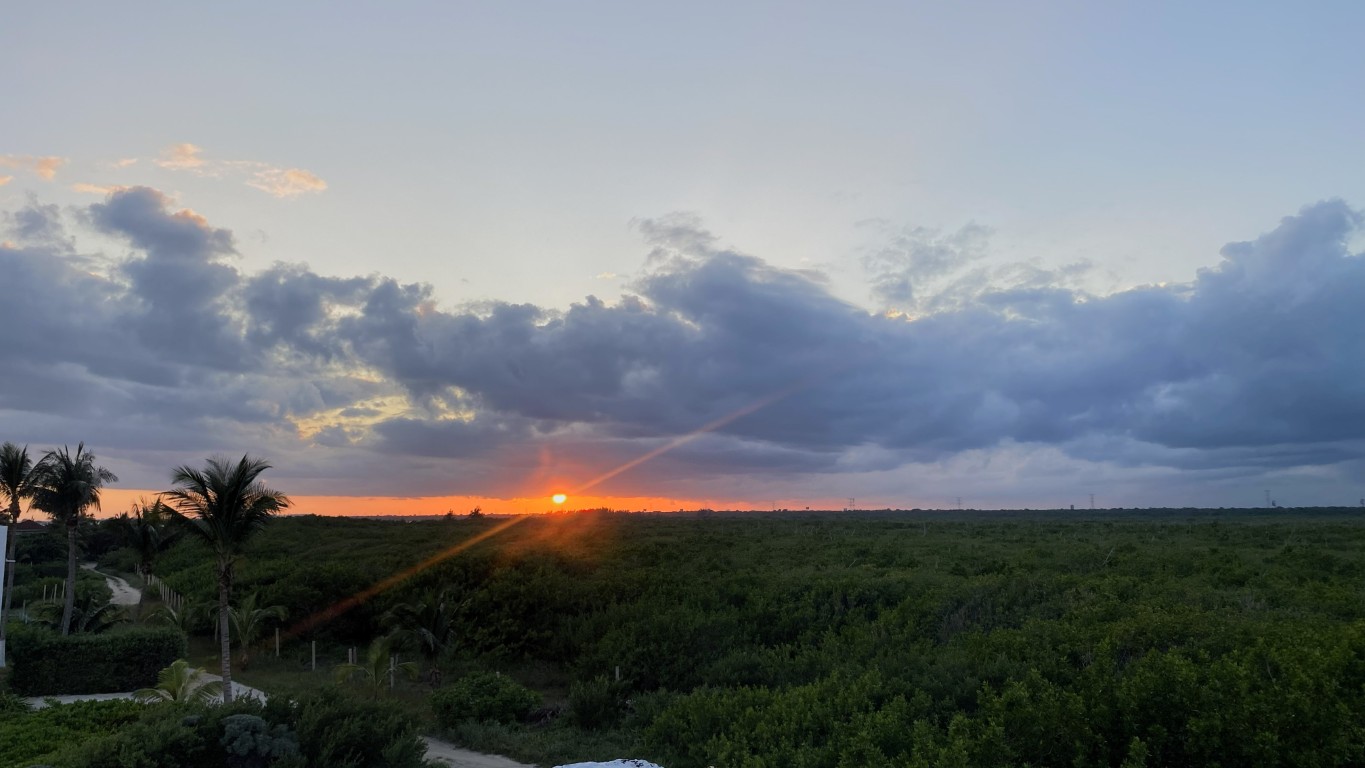 Atardecer en Casa Kayab